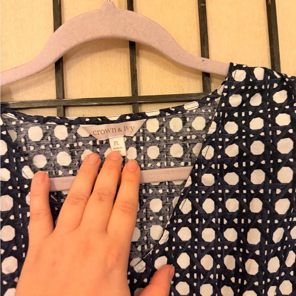 Crown & Ivy Navy and White Geometric Dress - Picture 7 of 7
